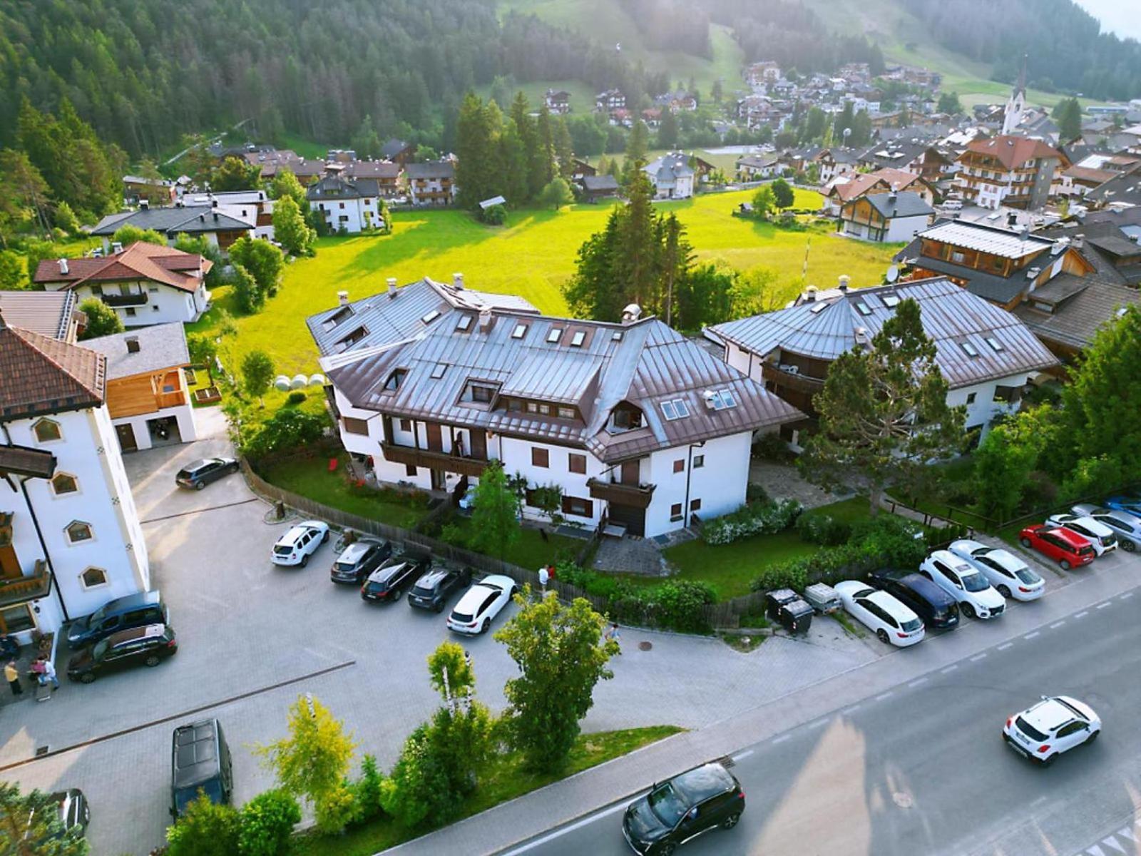 Apartamento Les Corcelles San Vigilio Di Marebbe Exterior foto